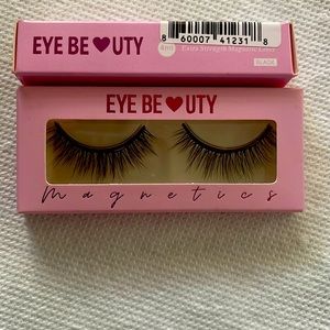 Magnetic Eyelashes with Magnetic Liner